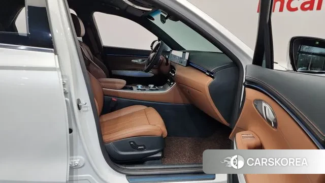 Genesis GV70 2025 Белый из Кореи, фото 2