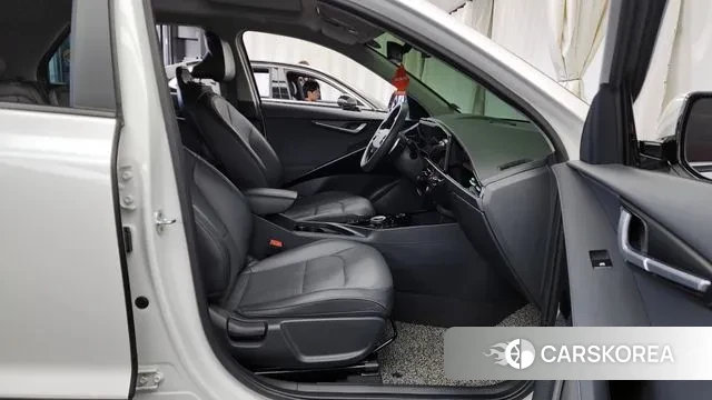 Kia Di Ol Nu Niro 2022 Белый из Кореи, фото 2