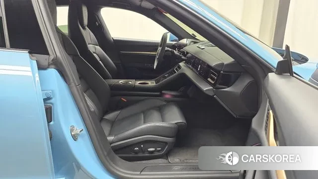 Porsche Taycan 2023 Небесно-голубой из Кореи, фото 2