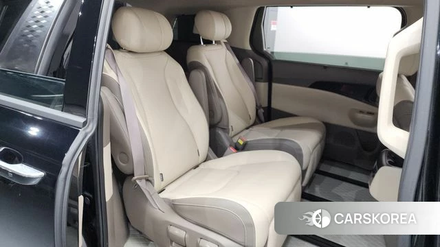 Kia The New Carnival 4th Generation 2024 Черный из Кореи, фото 2