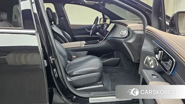 Mercedes-Benz EQS SUV X296 2023 Черный из Кореи, фото 2