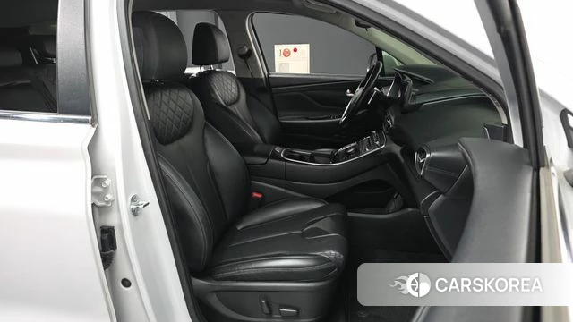 Hyundai The New Santa Fe 2021 Белый из Кореи, фото 2