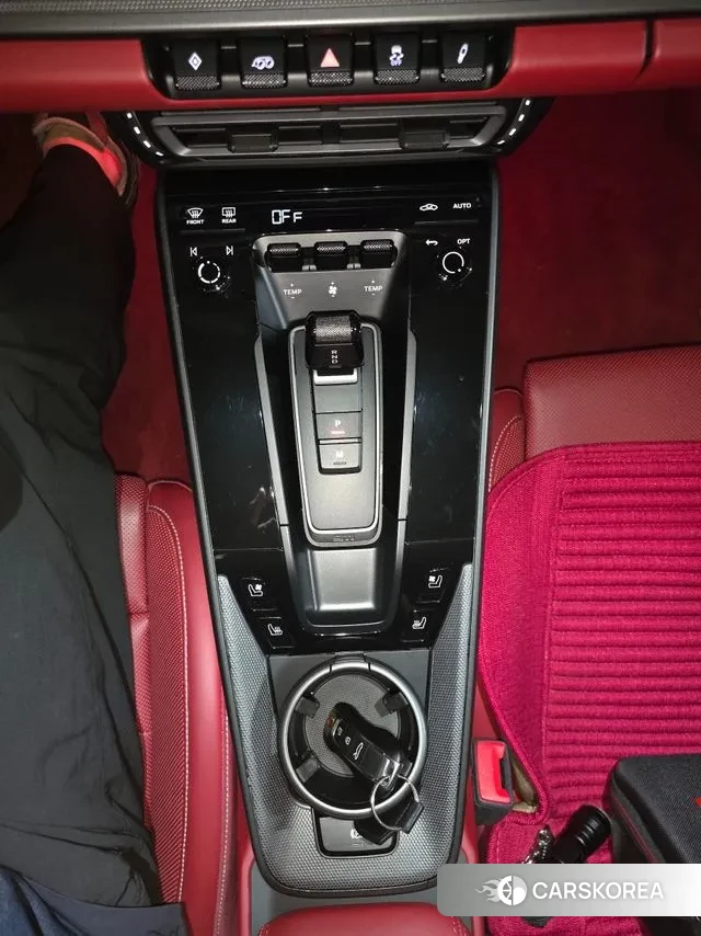 Porsche 911(992) 2021 Серебряный из Кореи, фото 2