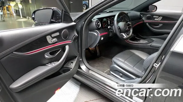 Mercedes-Benz E-Class W213 2021 Серый из Кореи, фото 2