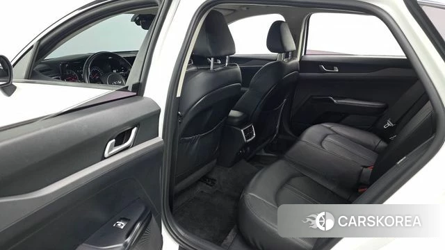 Kia K5 3rd generation 2021 Белый из Кореи, фото 2