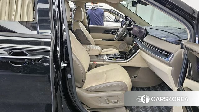 Kia Carnival 4th generation 2021 Черный из Кореи, фото 2