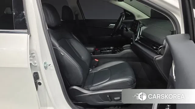 Kia Sportage 5th Generation 2022 Белый из Кореи, фото 2