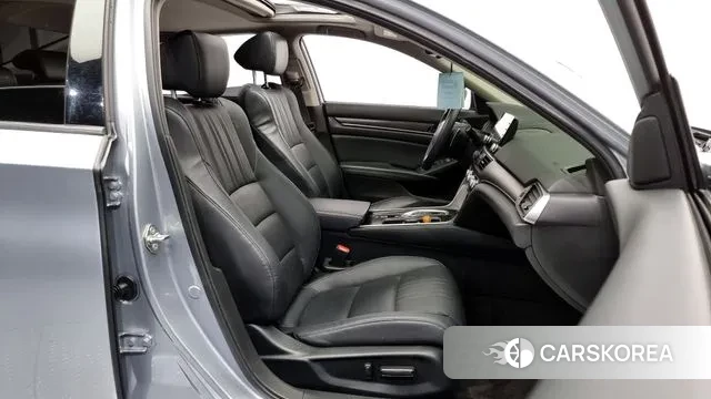 Honda Accord 10th Generation 2018 Серебряный из Кореи, фото 2