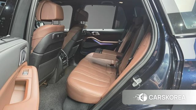 BMW X5 (G05) 2023 Черный двухцветный из Кореи, фото 2
