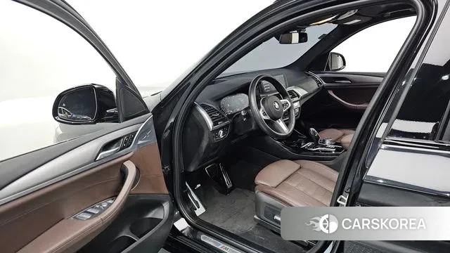 BMW X3 (G01) 2021 Черный из Кореи, фото 2