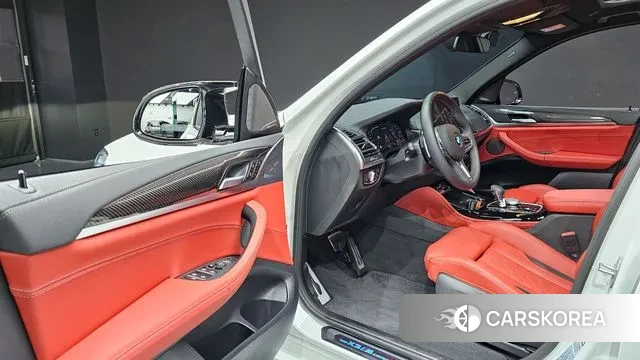 BMW X3M (G01) 2024 Белый из Кореи, фото 2