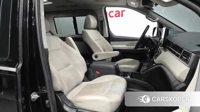 Hyundai The New Grand Starex 2019 Черный из Кореи, фото 2