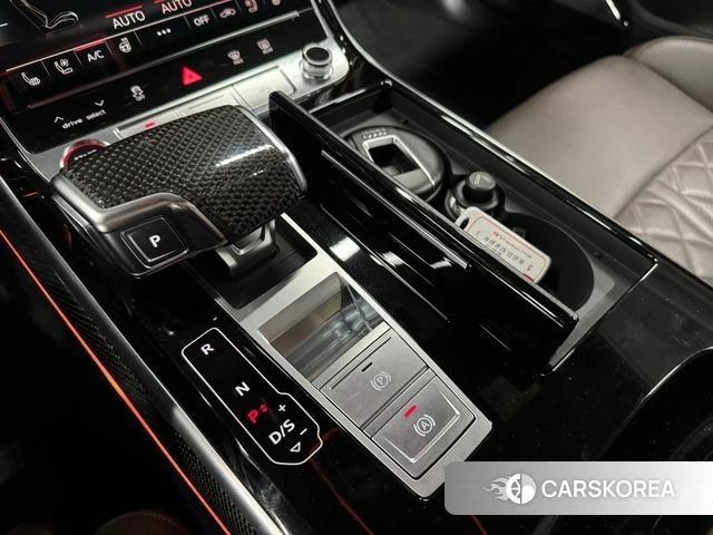 Audi S8 (D5) 2021 Черный из Кореи, фото 2