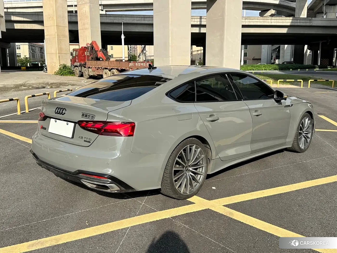 Audi A5 2021 Silver/gray из Китая, фото 2