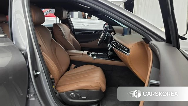Genesis G80 (RG3) 2022 Серебристо-серый из Кореи, фото 2