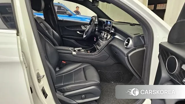 Mercedes-Benz GLC-Class X253 2019 Белый из Кореи, фото 2