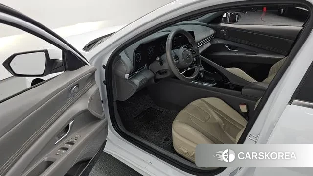 Hyundai Avante (CN7) 2022 Белый из Кореи, фото 2