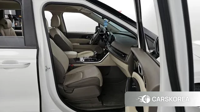Kia Carnival 4th generation 2022 Белый из Кореи, фото 2