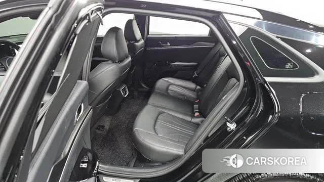 Kia K5 Hybrid 3rd Generation 2023 Черный из Кореи, фото 2