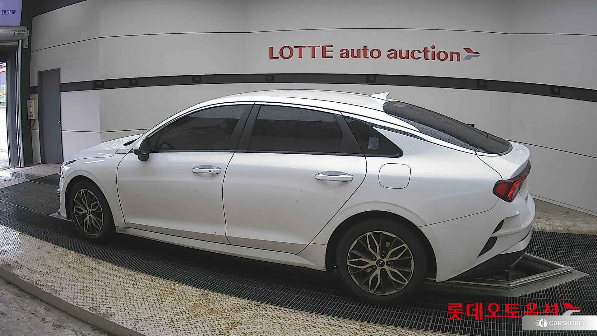 Kia K5 2021 Белый из Кореи, фото 2