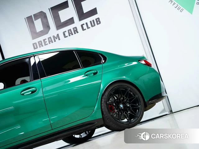 BMW M3 2025 Зеленый из Китая, фото 2
