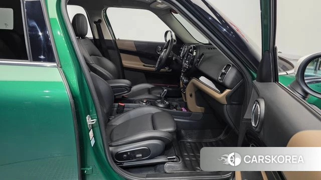 Mini Cooper Countryman 2020 Зеленый из Кореи, фото 2