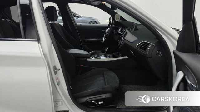 BMW 1 Series (F20) 2018 Белый из Кореи, фото 2