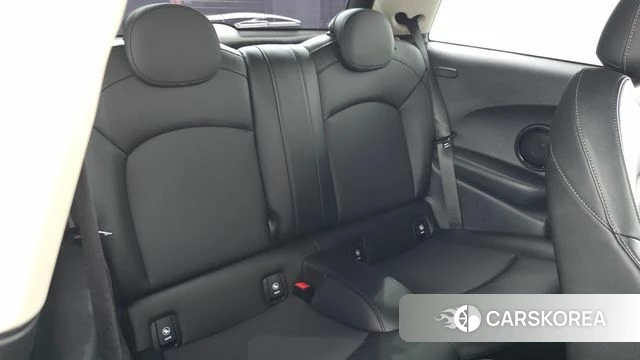 Mini Cooper 2019 Зеленый из Кореи, фото 2