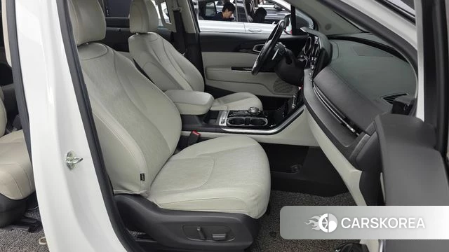 Kia Carnival 4th generation 2020 Белый из Кореи, фото 2