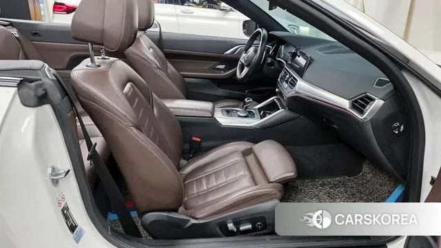 BMW 4 Series (G22) 2022 Белый из Кореи, фото 2