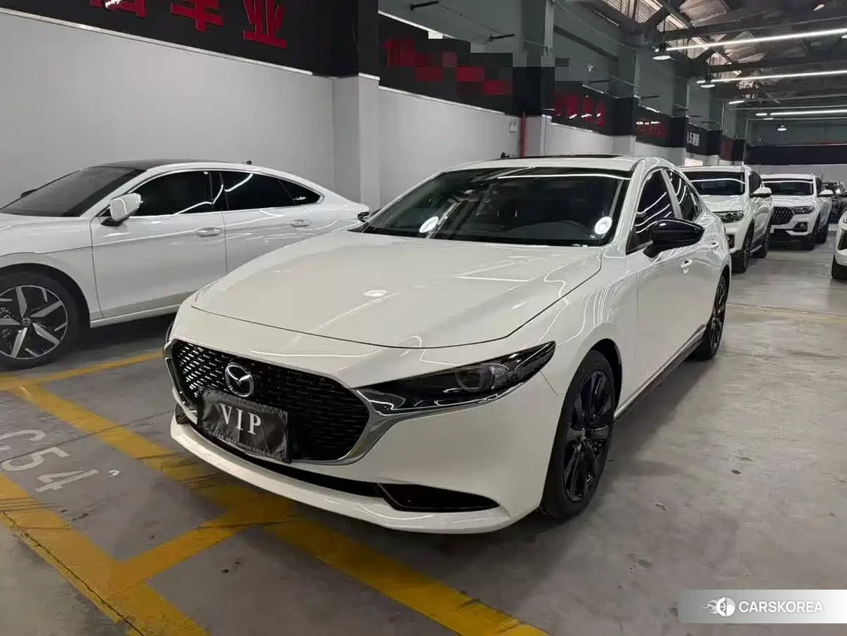 Mazda 3 2024 Белый из Китая, фото 2