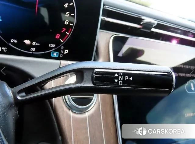 Mercedes-Benz E-Class W214 2025 Белый из Кореи, фото 2