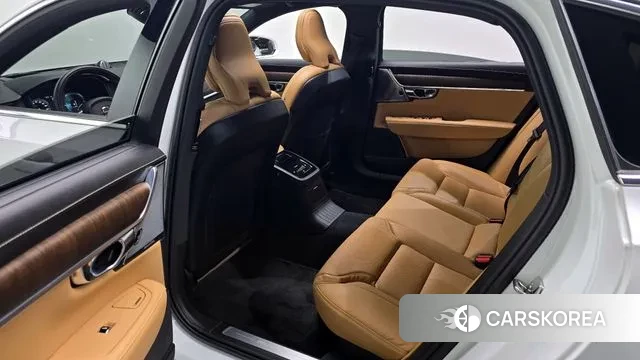 Volvo S90 2021 Белый из Кореи, фото 2