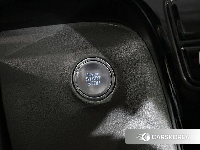 Hyundai Staria 2023 Черный из Кореи, фото 2