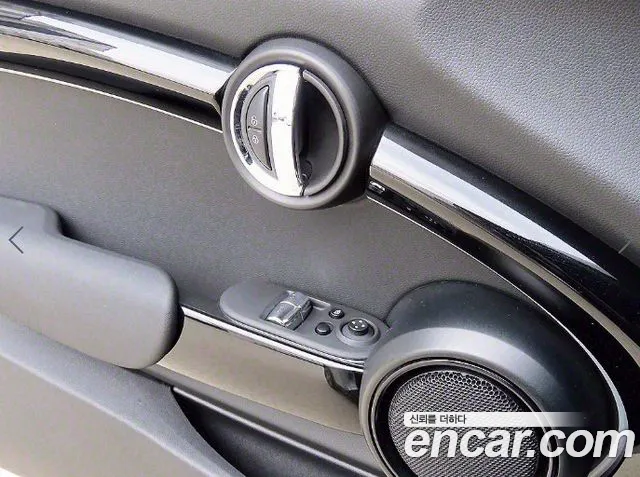 Mini Cooper Electric 2022 Серебристо-серый из Кореи, фото 2