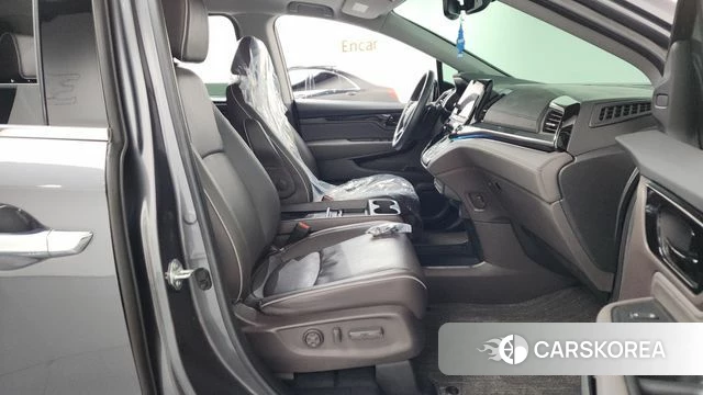 Honda Odyssey 2023 Серый из Кореи, фото 2