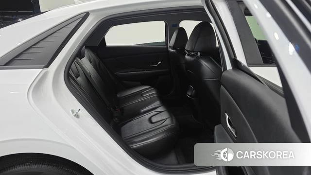 Hyundai Avante (CN7) 2021 Белый из Кореи, фото 2