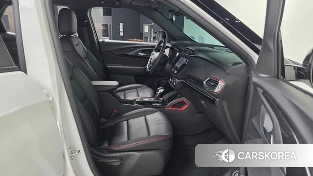 Chevrolet (GM Daewoo) Trailblazer 2022 Белый из Кореи, фото 2