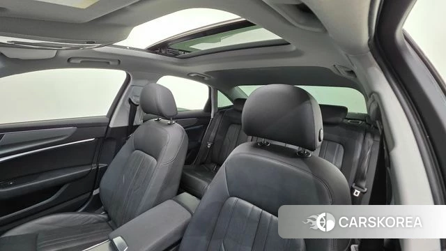 Audi A6 (C8) 2020 Белый из Кореи, фото 2