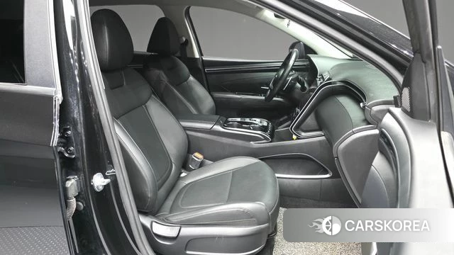 Hyundai Tucson (NX4) 2023 Черный из Кореи, фото 2