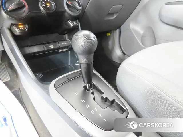 Kia Morning Urban (JA) 2021 Серебряный из Кореи, фото 2