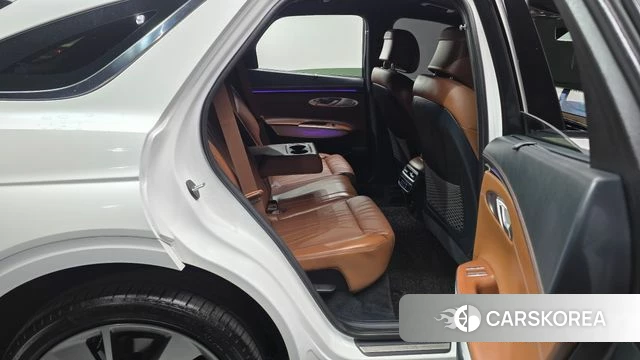Genesis GV70 2024 Белый из Кореи, фото 2