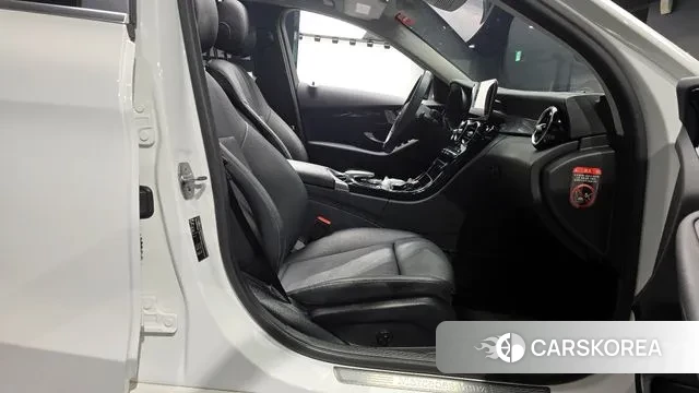 Mercedes-Benz C-Class W205 2020 Белый из Кореи, фото 2