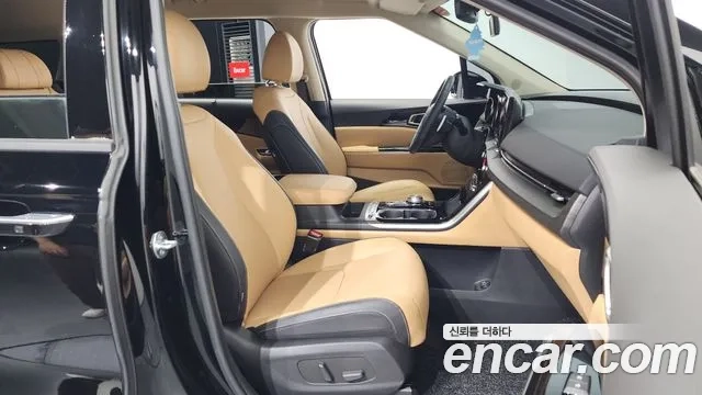 Kia Carnival 4th generation 2023 Черный из Кореи, фото 2