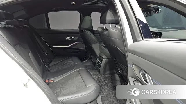 BMW 3 Series (G20) 2021 Белый из Кореи, фото 2