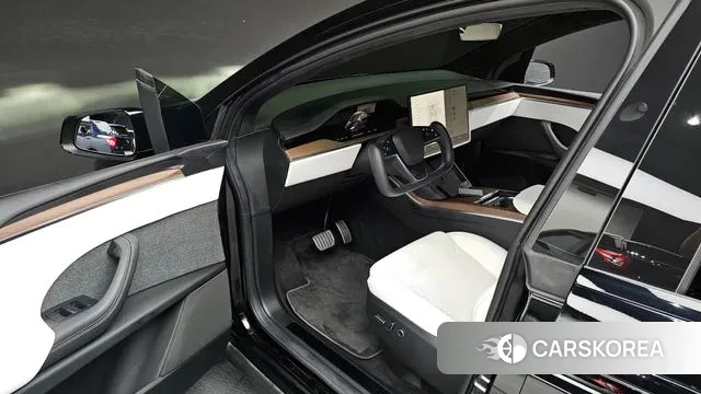 Tesla Model X 2023 Черный из Кореи, фото 2