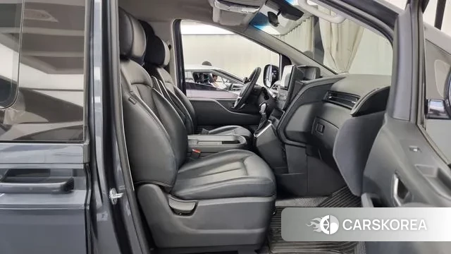 Hyundai Staria 2022 Серый из Кореи, фото 2