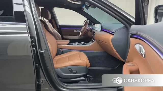 Genesis GV70 2025 Серый из Кореи, фото 2