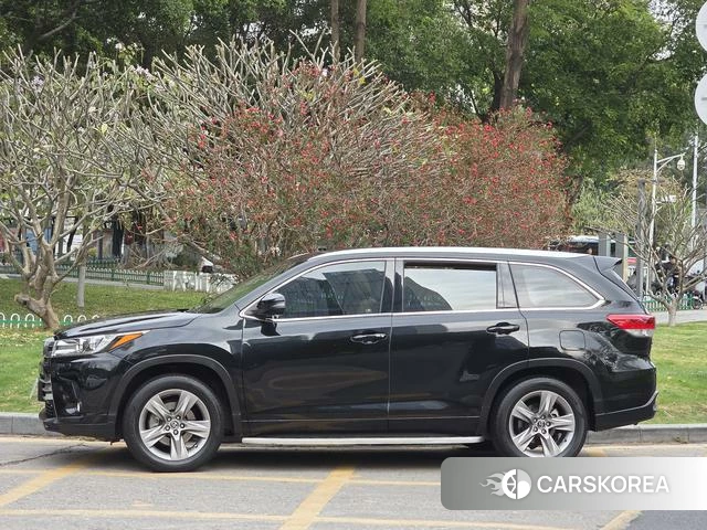 Toyota Highlander 2018 Черный из Китая, фото 2