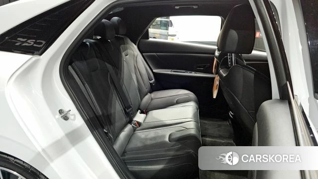 Hyundai Avante (CN7) 2021 Белый из Кореи, фото 2